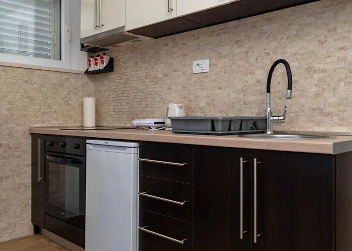 Private With Sea View Апартаменты *