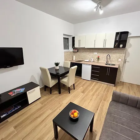 Private With Sea View Apartment *
