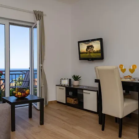 Private With Sea View Apartamento