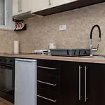 Private With Sea View شقة *
